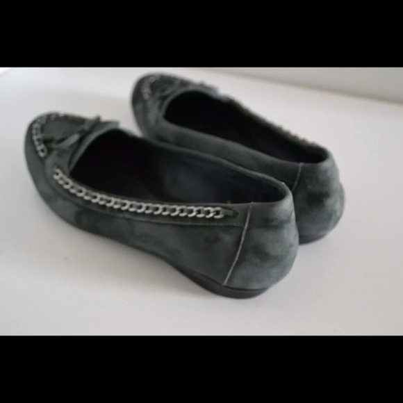 B Makowsky flats - Picture 2 of 3